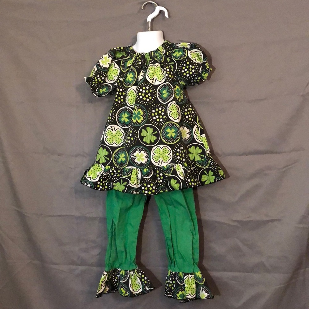 Short Sleeve St. Patrick’s Day Ruffle Outfit